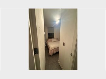 CompartoDepto CL - Arriendo LAS CONDES Pieza + baño privado, Vitacura - CH$525.000 por mes