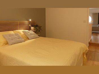CompartoDepto CL - Estudio entrepiso a 15 minutos del metro dominicano a pie _ Las Condes, Vitacura - CH$250.000 por mes