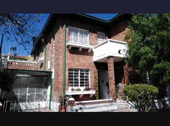 CompartoApto CO - Habitaciones para damas y caballeros profesionales meses, dias, Bogotá - COP$ 720.000 por mes