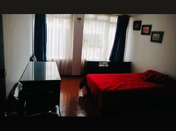 CompartoApto CO - Cerca Universidad Rosario, Andes, Exterado, Amoblada con servicios, Bogotá - COP$ 950.000 por mes