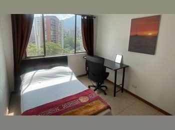 CompartoApto CO - CO - WORKING CO - LIVING IN LUXURIOUS APTO IN POBLADO, Envigado - COP$ 1.290.000 por mes