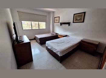 CompartoApto CO - Habitación para dama en Laureles, Medellín - COP$ 1.000.000 por mes