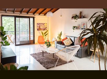 CompartoApto CO - Habitación semidoble en conquitadores Laureles, Medellín - COP$ 1.200.000 por mes