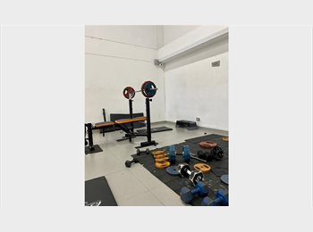 CompartoApto CO - Hermosa Habitacion Doble con Vista en Envigado, Envigado - COP$ 2.000.000 por mes