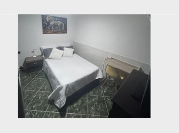 CompartoApto CO - Habitación Disponible, Medellín - COP$ 800.000 por mes