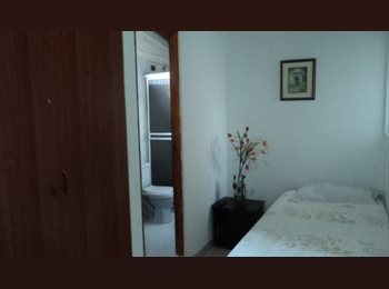 CompartoApto CO - HABITACION CON BAÑO PRIVADO EN LAURELES, Medellín - COP$ 950.000 por mes