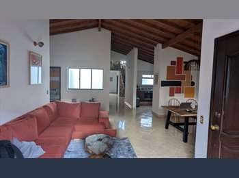 CompartoApto CO - Habitación con baño privado, Medellín - COP$ 1.100.000 por mes