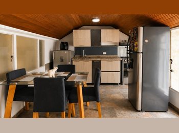 CompartoApto CO - Habitación privada con baño · Todo incluido · Bogotá Occidente, Bogotá - COP$ 800.000 por mes