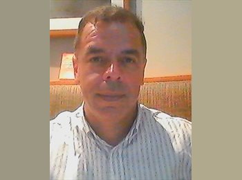 CompartoApto CO - Roberto - 52 - Envigado