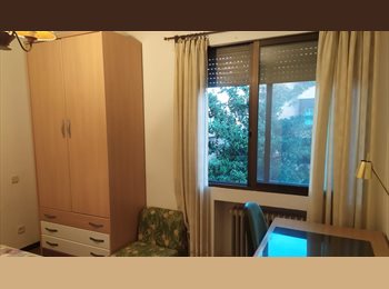 Roomgo ES - HABITACIÓN INDIVIDUAL CON DERECHO A PISCINA, San Blas - 500 € por mes