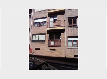 Roomgo ES - se alquilan habitaciones en soria, Soria - 275 € por mes