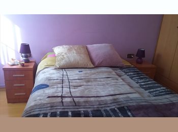 Roomgo ES - ¡Habitación Individual Chica¡, Sant Andreu - 575 € por mes
