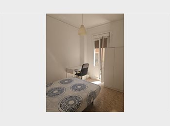 Roomgo ES - Habitacion disponible en el barrio de Gracia, Gràcia - 680 € por mes