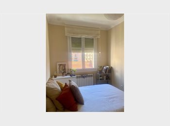 Roomgo ES - ¡Se alquila habitación luminosa y acogedora!, Bilbao - 525 € por mes