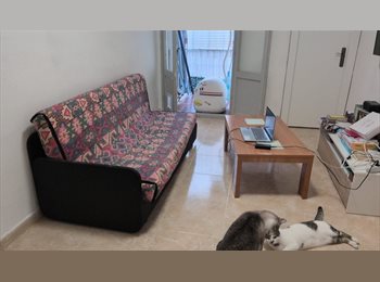 Roomgo ES - Habitación con mucha luz, Santa Coloma de Gramanet - 400 € por mes