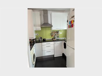 Roomgo ES - Busco companer@ de piso, Sevilla - 425 € por mes