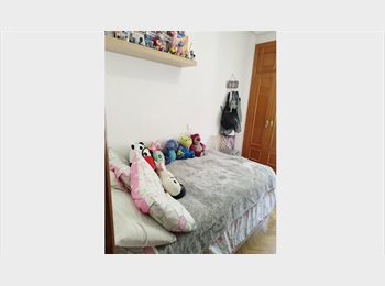 Roomgo ES - Habitación cerca. Metro pinar del rey, Hortaleza - 500 € por mes