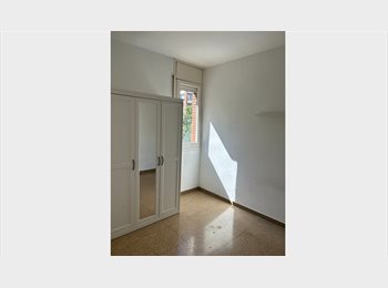 Roomgo ES - Habitación disponible en Avenida de Roma, Eixample - 650 € por mes