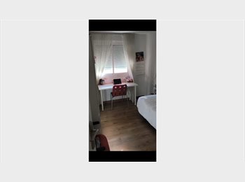 Roomgo ES - Habitación exterior con gastos incluidos, Murcia - 300 € por mes
