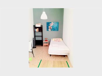 Roomgo ES - Alquiler habitación en el centro de Cádiz, Cádiz - 340 € por mes