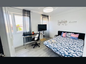 Roomgo ES - Se alquila preciosa habitación en línea 3 Madrid (San Cristóbal), Villaverde - 500 € por mes