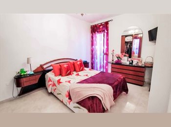 Roomgo ES - Habitación con baño y balcón., España - 500 € por mes