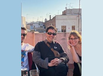 Roomgo ES - Julia - 27 - Barcelona