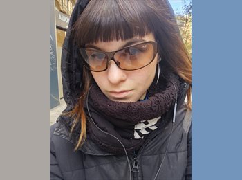 Roomgo ES - Judit  - 22 - Malaga