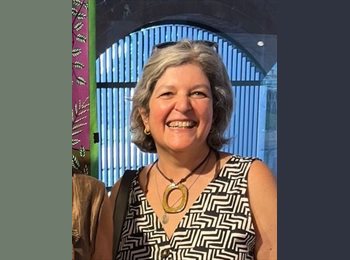 Roomgo ES - Marcela  - 63 - Valencia