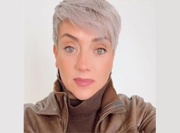 Roomgo ES - Alexandra - 41 - Alicante