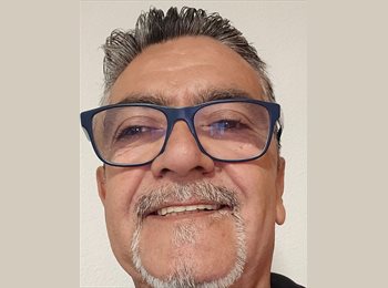 Roomgo ES - Carmelo  - 65 - Malaga