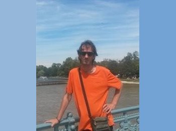 Roomgo ES - Brian - 56 - Alicante