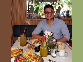 Roomgo ES - David - 24 - España