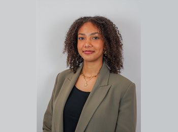 Roomgo ES - Alexandra - 21 - Barcelona