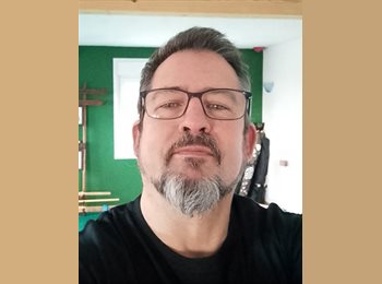 Roomgo ES - Alejandro - 53 - Madrid