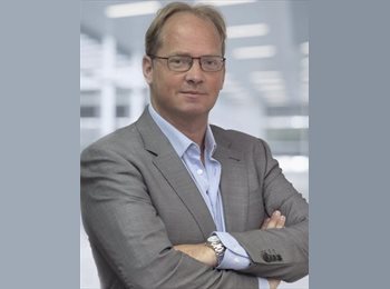 Roomgo ES - Yann - 49 - Murcia