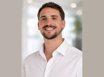 Roomgo ES - Juan - 30 - Alicante