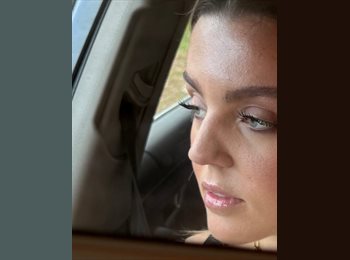 Roomgo ES - desiree - 28 - Santiago de Compostela