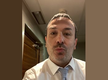 Roomgo ES - Alberto - 45 - Madrid