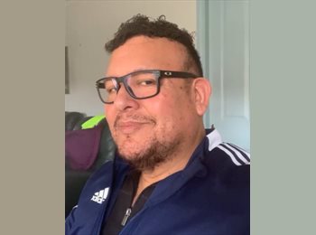 Roomgo ES - Edgar Cabrera  - 60 - Madrid