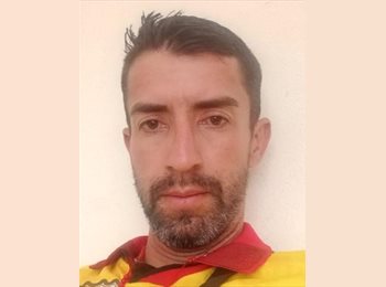 Roomgo ES - Ricardo - 37 - Bigastro