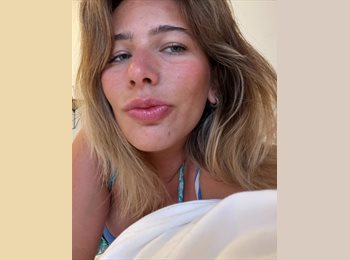 Roomgo ES - Camila - 22 - Valencia