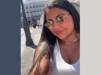Roomgo ES - Andreina Gomez  - 24 - Zona Sur