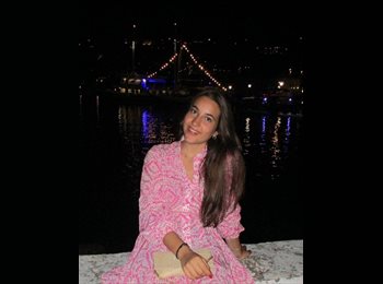 Roomgo ES - Martina - 18 - Madrid