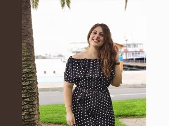 Roomgo ES - Ania - 26 - Sabadell