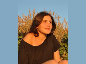 Roomgo ES - Daniela - 19 - Barcelona