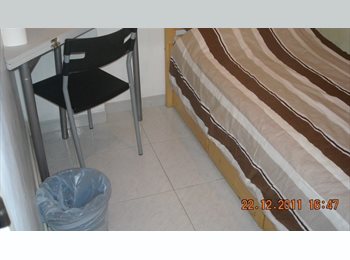 Roomgo HK - Flat share in Causeway Bay, Wan Chai - HKD4,500 pcm