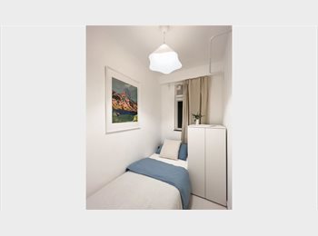 Roomgo HK - Causeway Bay | Russell Street | Private Room (Furnished) | 1-Month+, Wan Chai - HKD7,110 pcm