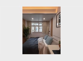 Roomgo HK - Causeway Bay | Hennessy Road | Private Room (Furnished) | 1-Month+, Wan Chai - HKD13,500 pcm