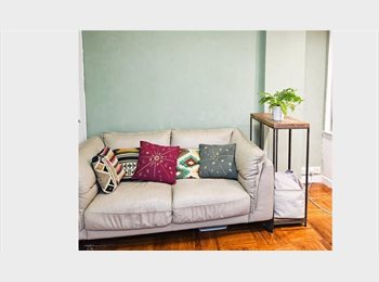 Roomgo HK - Stylish and cozy room in Sheung wan, Sai ying pun, Sheung Wan - HKD8,700 pcm